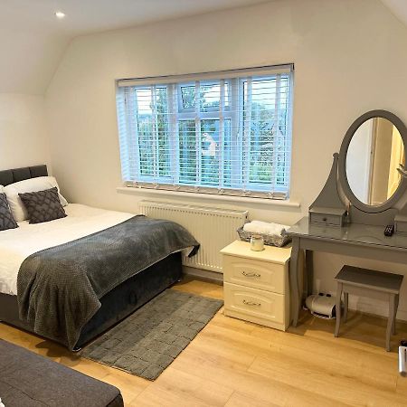 Charming 3-Bed Home Minutes From City Centre Nottingham Exterior foto