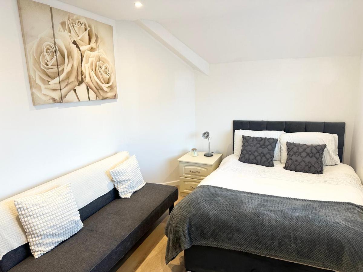 Charming 3-Bed Home Minutes From City Centre Nottingham Exterior foto
